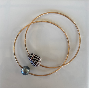 Hebrew Shell Bangle