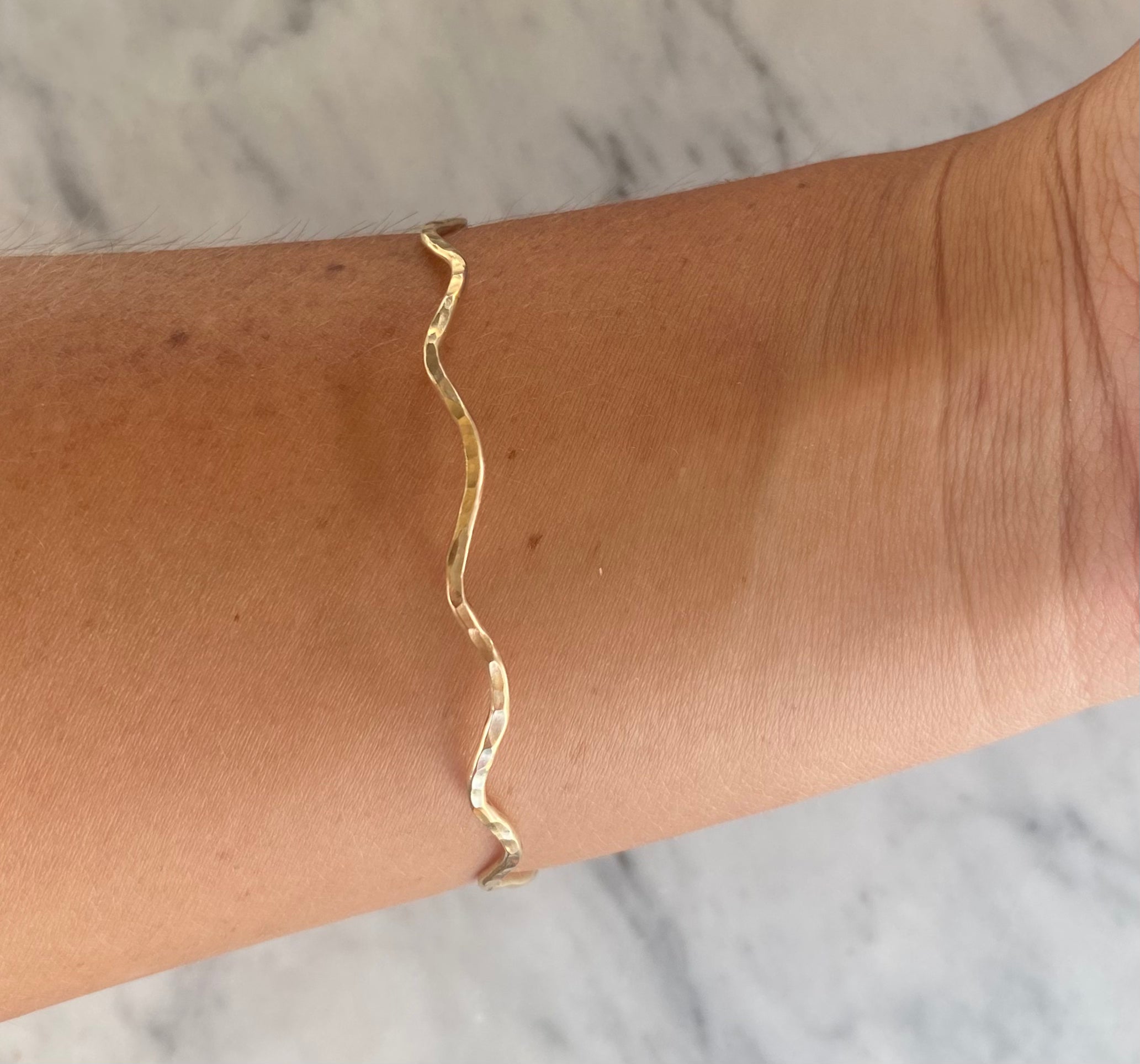 Size 7.5 Wavy Bangle